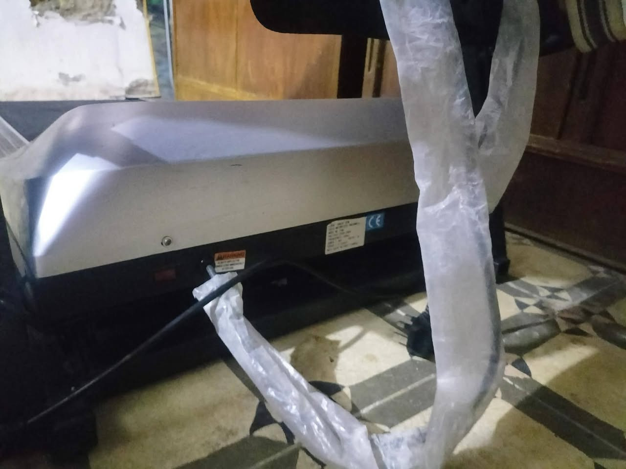 HOUSE GYM نوع (Treadmill) للبيع جهاز جري
جهاز بحالة ممتازة، استخدام خفيف جدًا ولفترة قصيرة، بعمل بكفاءة عالية وبدون أي مشاكل. مناسب للتمارين المنزلية والمشي والجري اليومي.
حالة ممتازة
استخدام قليل
جميع الوظائف تعمل بشكل طبيعي
مناسب للبيت وصالات الرياضة الصغيرة
السعر: (600 الف )
للاستفسار أو التواصل: (***********)
بغداد / الزعفرانية
