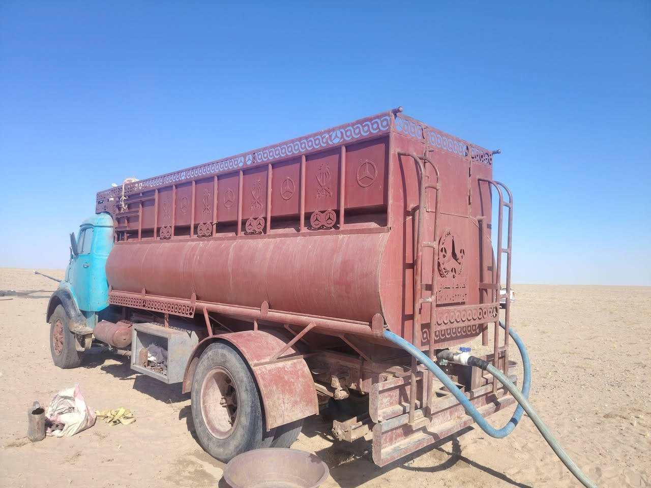 أبو ردين نضيف وزاهز تانكي جديد عنوان ذي قار السعر ٢٠ مليون ***********
