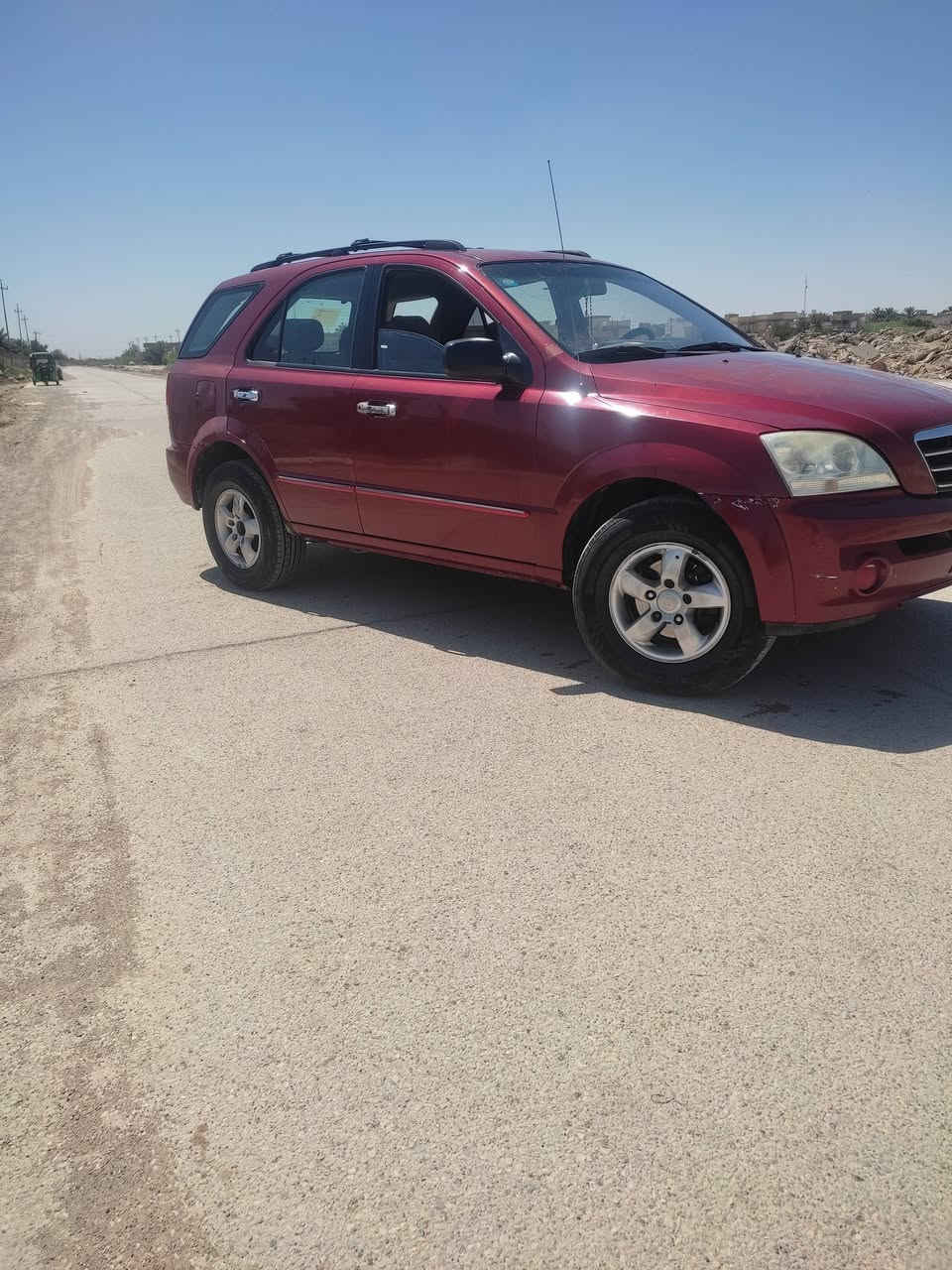 سلام عليكم 
للبيع فقط 
سيارة كيا سورنتو 2006 وارد امريكي حادث البدنه الوره الدعاميه وبيها قطع صبغ ابيع حزام محرك وكير خير من الله 6 سلندر 3500 تبريد عاطل تخم تاير جديد رقم بغداد بسمي السعر 80 وبيها مجال العنوان واسط قضاء النعمانيه الاستفسار الاتصال على الرقم
‏‪0780 874 3763‬‏
