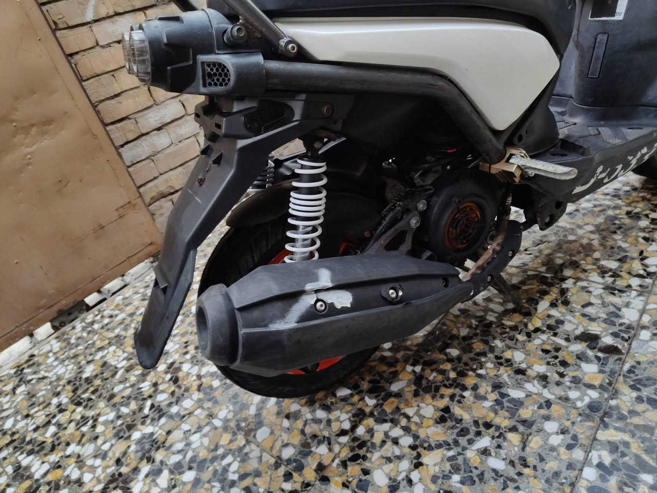 سلام عليكم شباب سكنس جبلي رمبه رمبه للبيع 
كفاله عامه دراجهبيه تزويد كله بلاد  ويل كب. + يدات بريك
+ طلاعات + قبغ بانزين+ ستيرن.بكلات لد  كلاجات مكينه مكفولات دراجه موديل 2014.  الحديث 
دراجه شلعه ومعدل نكره بكل وكت.  سعرهه 1200
الشراي يخابرني مو شراي لتعبني *********** مكاني بغداد العبيدي.                               👆📲
