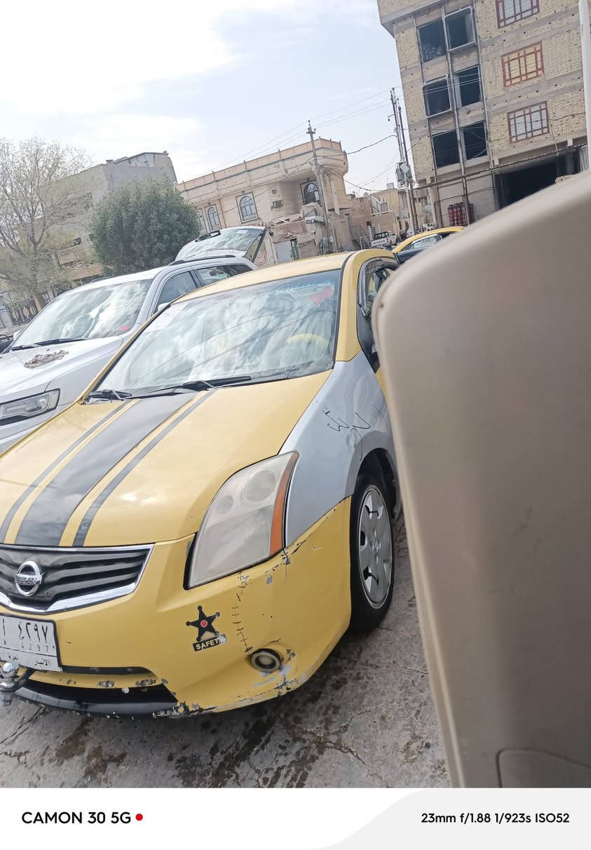 سلام عليكم نيسان سنتره موديل ١٠ للبيع او مراوس 
تبريد تدفئه شغاله كير محرك جدد بسمي تحويل مباشر هيئه غرامات مصفره 
مكاني فلوجه 
***********
