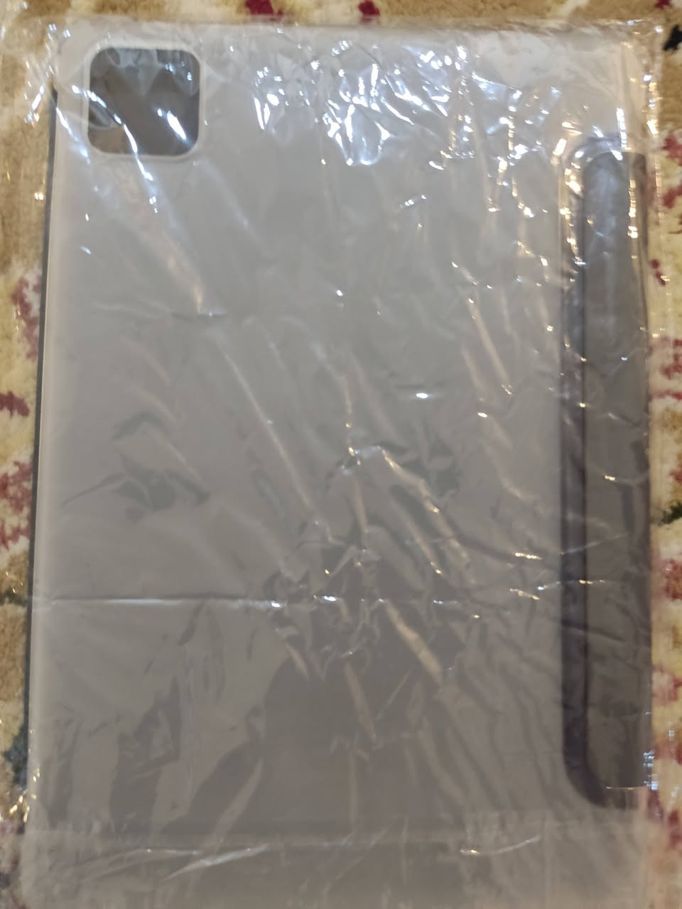 الشلام عليكم
/م ت ا ح/
ايباد  استخدام قليل 
يحمل سيم كارت مع جميع ملحقاته من قلم وكيبورد وماوس  وادواته غير مستخدمه  ***********
