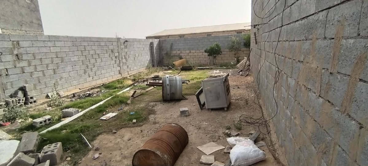 قطعة أرض طابو زراعي سند 25 🏡
العنوان((كربلاء المقدسة/العطيشي/قرب محطة وقود الاكارم/وقرب المدرسة الصينية الجديدة)👷🧭🗺️

المساحة((145م مربع والواجهة 7 أمتار ومحوط بجدار كامل مع أساس وهو على الشارع الرئيسي بالمنطقة وقريب جداً من الشارع السايدين العطيشي))

بسعر جدا جدا ممتاز💸💸💸
 للي يريد يتواصل الرجاء الاتصال على الرقم التالي ***********📞📞☎️
