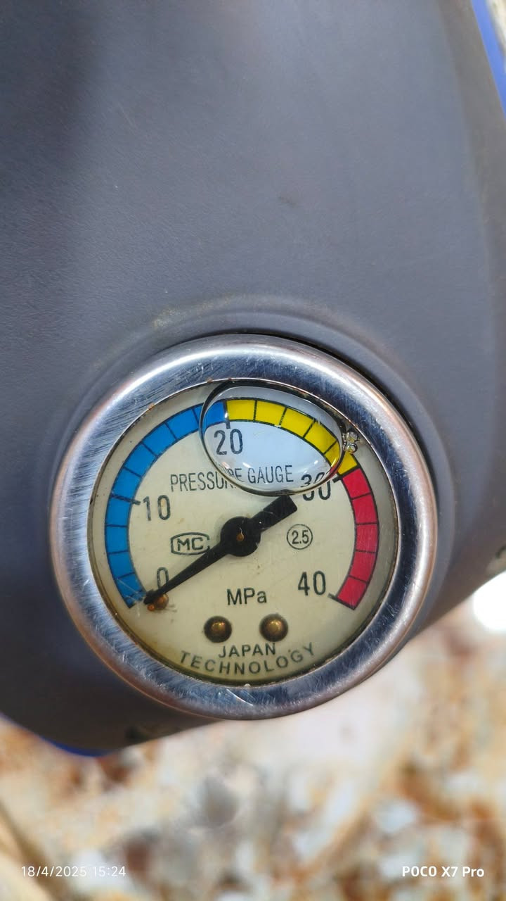 للبيع فاره ماركه أوربيه ملف نحاس شرط صونده 10 متر *********** ب75
