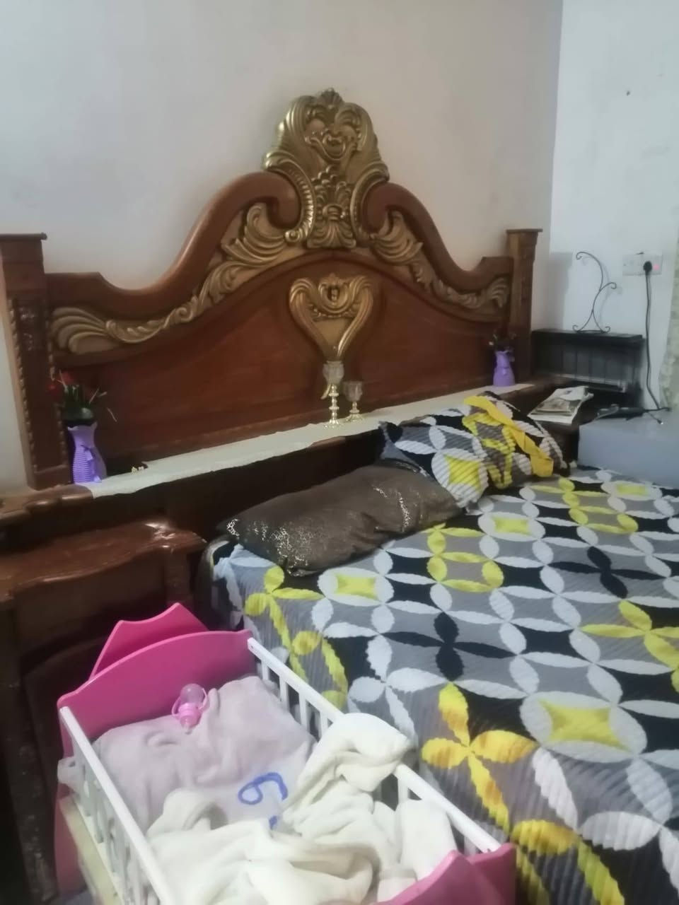 غرفه ام خمسه السعر ٣٥٠ الف العنوان ذي قار قضاء الغراف
***********
