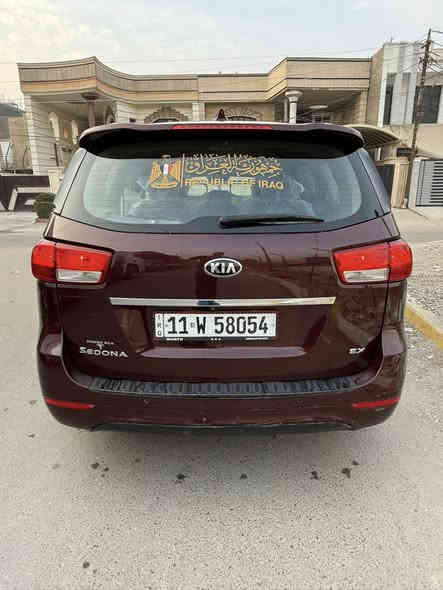 سيدونا 16رقم بغداد بسمي سعرهه 168 وبيه مجال مكانه بغداد ***********السياره فول مواصفات حادث بنيد وجاملغ بدون دواخل السياره جاهزه كل نقص ما بيهه كير مكينه مكفولات بيبان كهرباء ماشيه 90 الف
