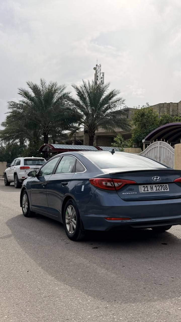 سوناتا 2016وراد امريكي حادثها جاملغ امامي ايسر فقط مبدل ومصبوغ وهنا بلعراق صار بيها الجاملغ الامامي الايمن هم مبدل ومصبوغ بدون اي دواخل شواصي ولغود كفاله رقم سليمانيه سنويه وارقام جدد تحويل مباشر 
مكينه كير حداديه كفاله مكينه2400GDI
مواصفات كامره وشاشه كبيره وشاشه اعطال تحكم ستيرن 
تبريد ثلج تخم تاير السياره اي نقص مابيها وربع متصرف عليها والسياره احلى من الصور 
السعر /١١٨وبيها مجال 

مكاني بغداد/***********
