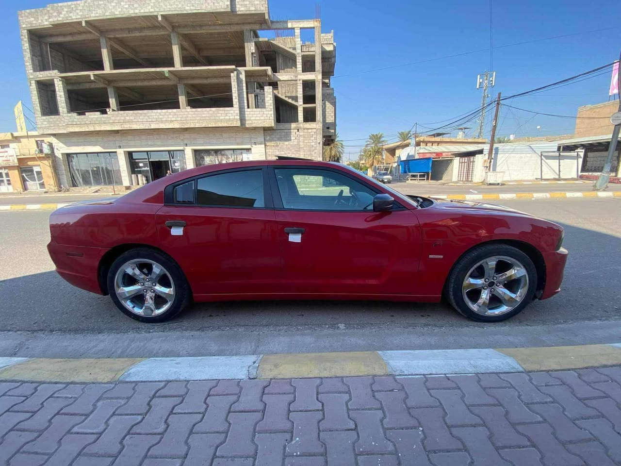 السلام عليكم جارجر 13فول مواصفات كصة جنطة بدون رقم فول مواصفات كير ماوس محرك 3600 محرك جديد كشنات حظن شاشه كبيره فتحة سقف شفتات استيرن تبريد تدفئة كلو شغال السياره جديده السيرفس مامشتغل جاهزة من كلشي السعر 60 مكان السياره صلاح الدين  اذا اكو امروس جارجر ابيض اوبما ابيض الاستفسار علا الرقم ‏‪***********‬‏
