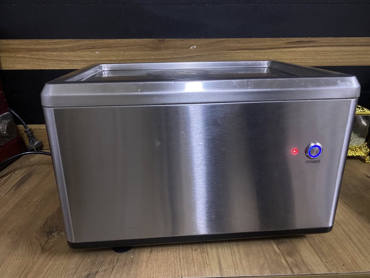 مكينه ايس رول للبيع 90 الف دينار مكاني بغداد ***********
