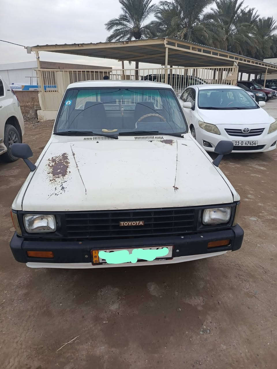 السلام عليكم للبيع بيكم تيوتا موديل 85 رقم دولي باسمي مكفولة من السبق  فقط البدي بي مكان رش صبغ محرك كير مكفول سياره مضبطه مكان السياره صلاح الدين قضاء بلد رقم صاحب السياره ***********

