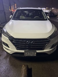 توسان موديل 20  سياره ماشيه 60 جديده معنه الكلمه فوك عدا البنراما بيهه...