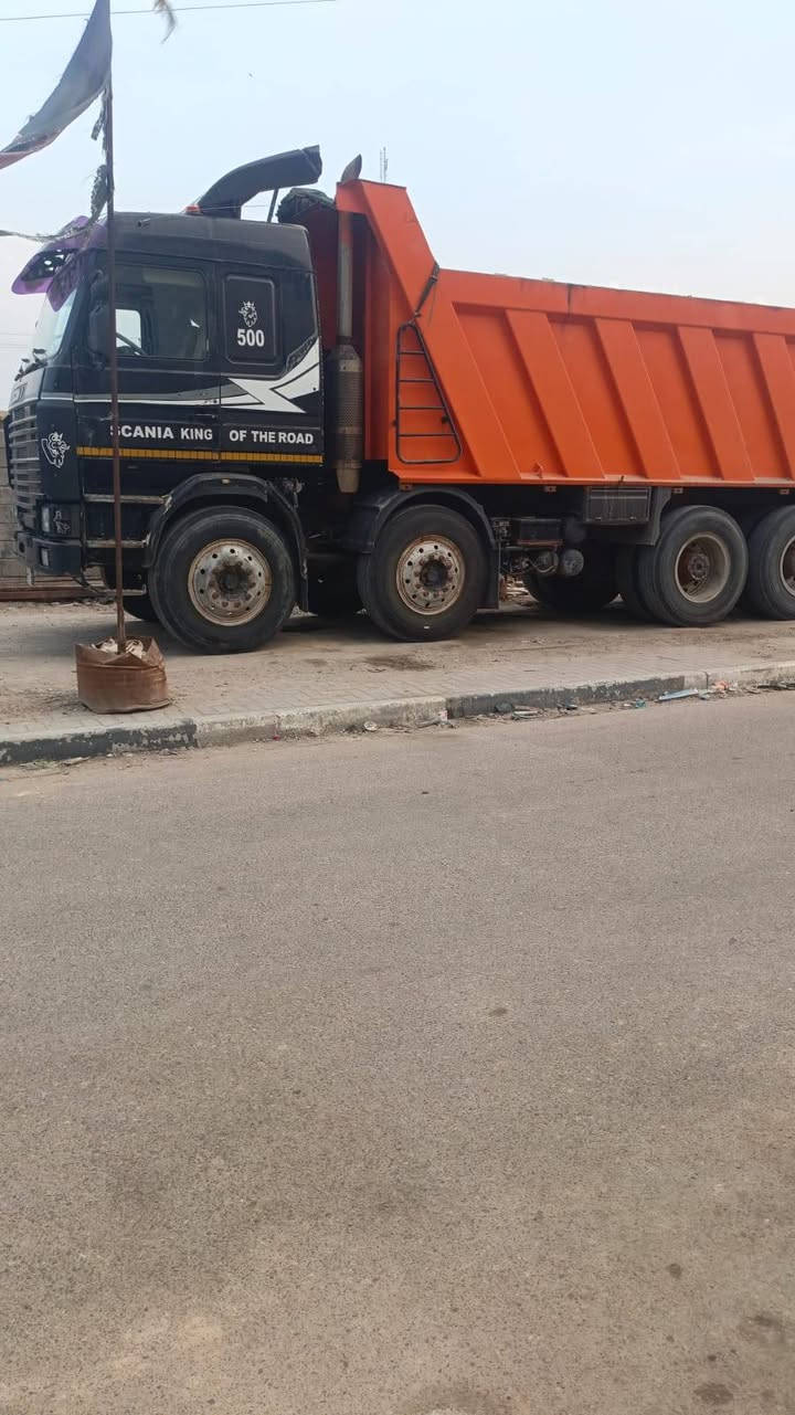 السلام عليكم سكانيا اسرائيليه للبيع مكينه ٨ كير ٩٠٠ بم كهربائي مجموعه خريطه سياره مكفوله  للاستفسار *********** مكلف بلنشر
