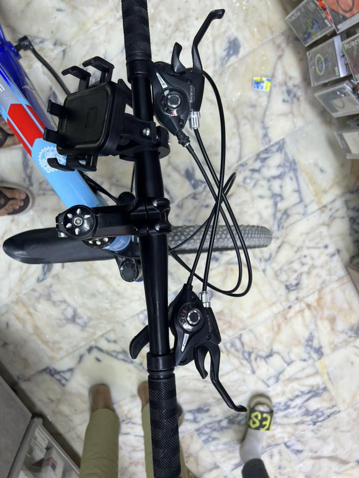 بايسكل للبيع حجم 26 رياضي 
بعدة جديد بالكارتون
 استخدام يوم واحد 
سعر 130 مكاني ابو غريب


**إذا كنت صاحب هذا الإعلان وتريد حذفه لأي سبب، رجاءا أرسل رسالة إلى الدعم الفني**
