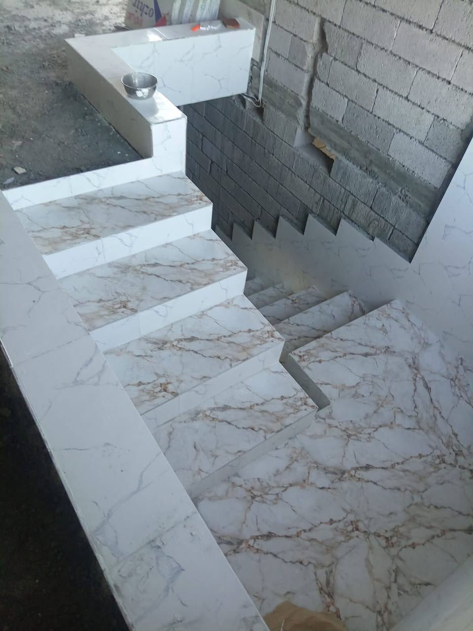 السلام عليكم كادر سيراميك بأسعار مناسب الاتصال على الرقم ***********
