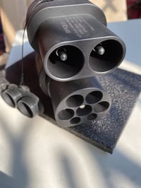 يتوفر ادوات تسلا عام بلادي وتجاري تفصيخ /جديد لكل الفئات بموديلاتها3/y...