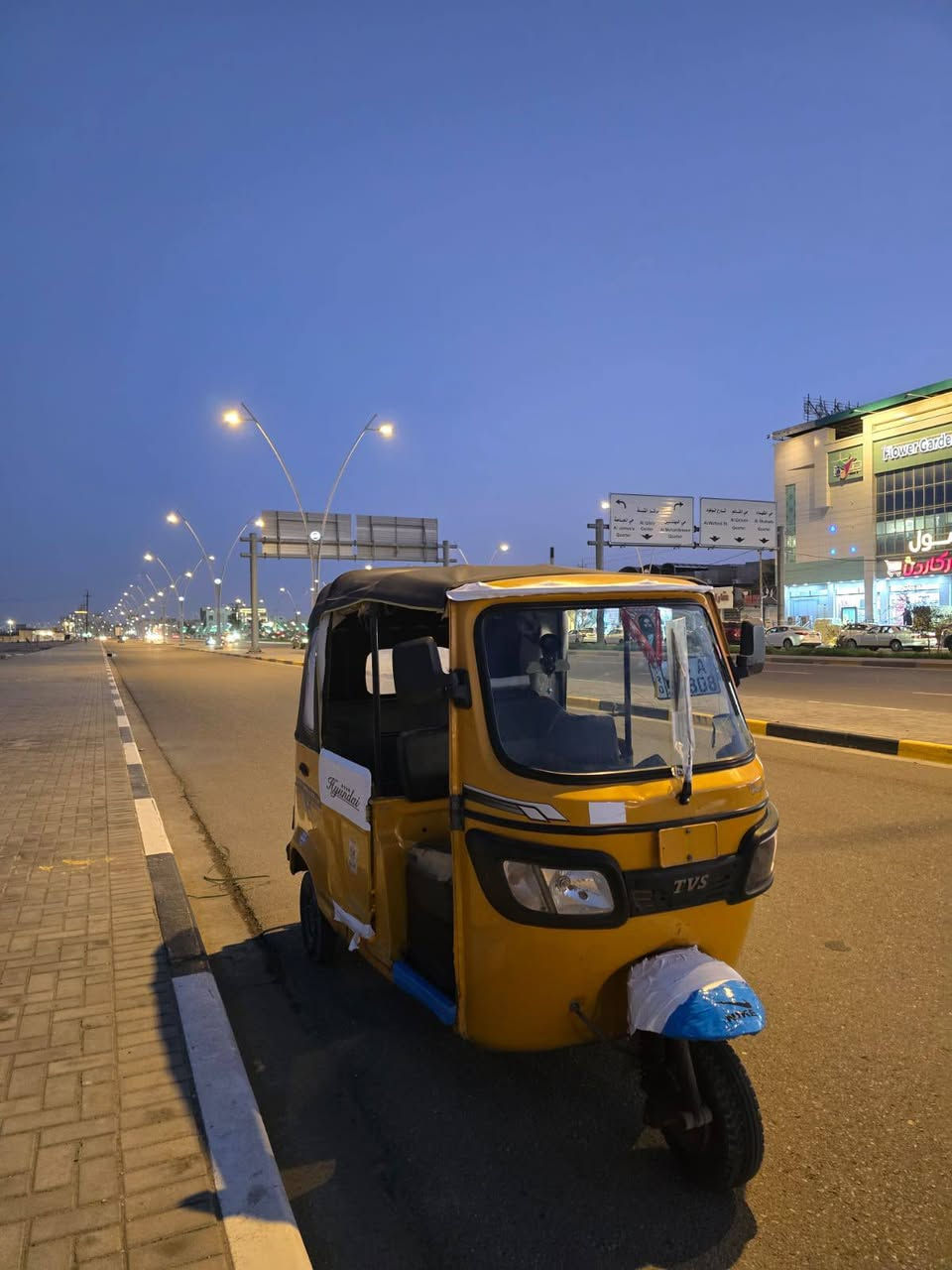 السلام عليكم تكتك للبيع مديل 2021بشهر 12  رقم وسنويه تكتك جديده بدي كفاله ومكينه مجفته شركه السعر 6600 وبيه مجال العنوان البصره الحيانيه شارع 60
***********
