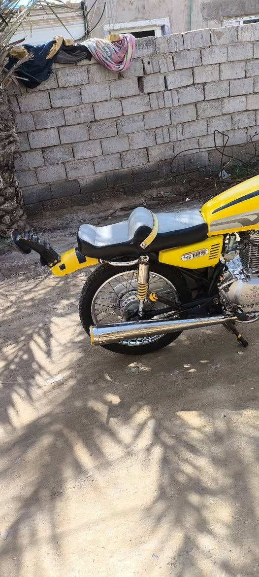 السلام عليكم دراجه للبيع اصولي وكيلها العارضي موديل 21 تعمير24 دراجه مكفوله محرك خمس نمر ما مفتوح السعر 900  مكان نجف ام عباسيات قرب معمل البيبسي ‏‪0781 437 4932‬‏
