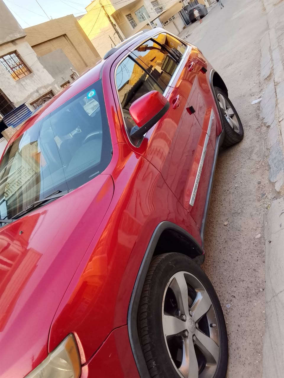 جيب لاريدو 6 سلندر كير مكينه مكفولات مابيها نقص فقط الكمبريسر وكف مصبوغه حزام بيها جاملغ خلفي مبدل باسمي ماشيه 220 سعرها 110 مكاني بغداد الجديده للاتصال ***********
