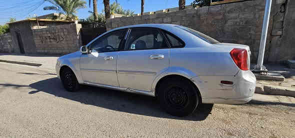 السلام عليكم.  فورنزا 2008 ماشية 150 الف حقيقي ليبل واحد .  محرك كير كهربائيات ع وضع شركة. بيهة فقط جاملغ امامي  مبدل   رقم بغداد تحويل مباشر.  تبريد تدفئة شغالة. سعر 55 ورقة . الاتصال ع رقم.  ***********
