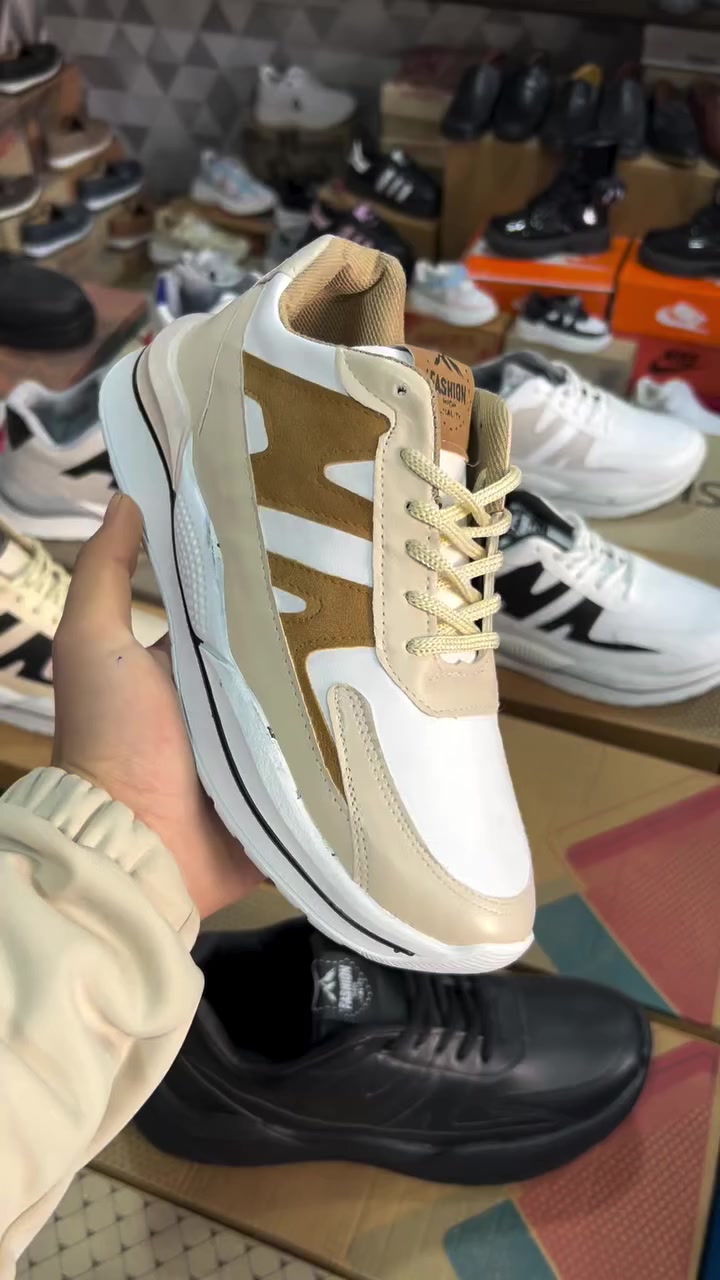 رجالي 41/45نعل نفاش طري قطعه تقيله من الورشه مباشر0958472862 #حلب  @إشارة


**إذا كنت صاحب هذا الإعلان وتريد حذفه لأي سبب، رجاءا أرسل رسالة إلى الدعم الفني**