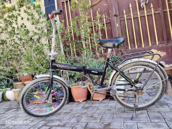 السلام عليكم بايسكل يطبك نظيف مابي نقص جاهز بـ٤٠ الف كير شغال بي قفل ويل خلفي هم موجود مفتاحة
العنوان الشعب حي البساتين

***********
