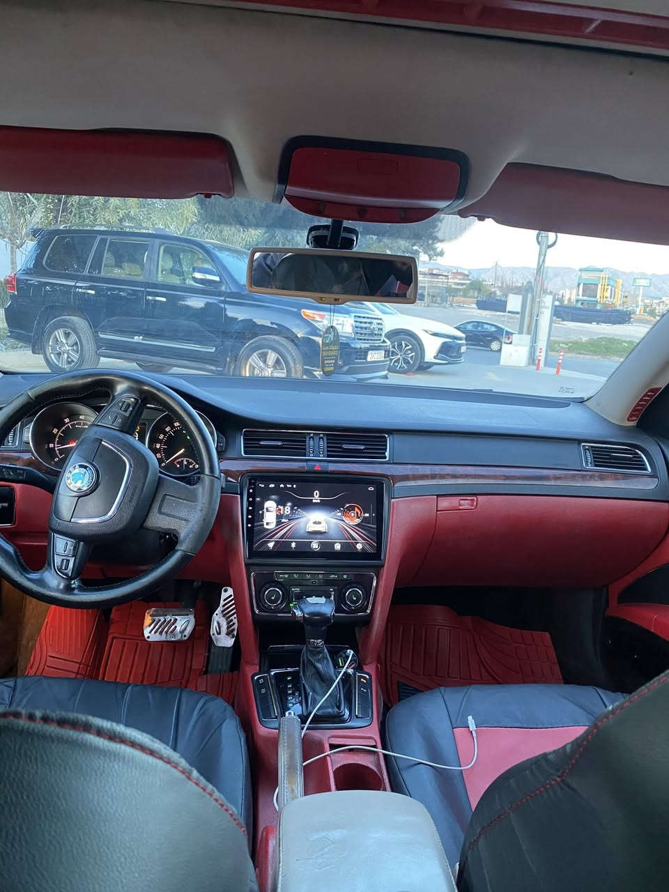 سكودا ٢٠١٣ سوبر بي
سعر ٨٥ ورقه ١١ ورقه غرامه يل سه ر 
٤ بستن مةكينه ١٨ دبل توربو
قطعه و نيف صبغ بي داخلي و ايرباك

قةبات مواصةفات:
شاشه ايباد اندرويد و يا شةريكي شي يا دكةل
سلايت

كوشن جلد و خةزن و هيتةر و باليفكا كةهرةبائي
كوشينت بشتي و سينكي هيتةرن
لايت متحرك كةل ستيرني
ماسيحا باقزكرنا لايتا اوتو
ماسيحا جامي اوتو اوبخو شول دكةت
صندوق ٢ مةرحةلا فةدبيت جةنته و نه جةنته 
حةساس سينكي و بشتي
اوتو بارك بو طةبقاندني
تبريد ٢ قطعه و مركزي 
فول تحكم ستيرن
تحكم يا تةبريدي ل بشتي
٣ بةرده ل دةركةها و جامي بشتي شةريكه 

رقم تلفون  ***********
