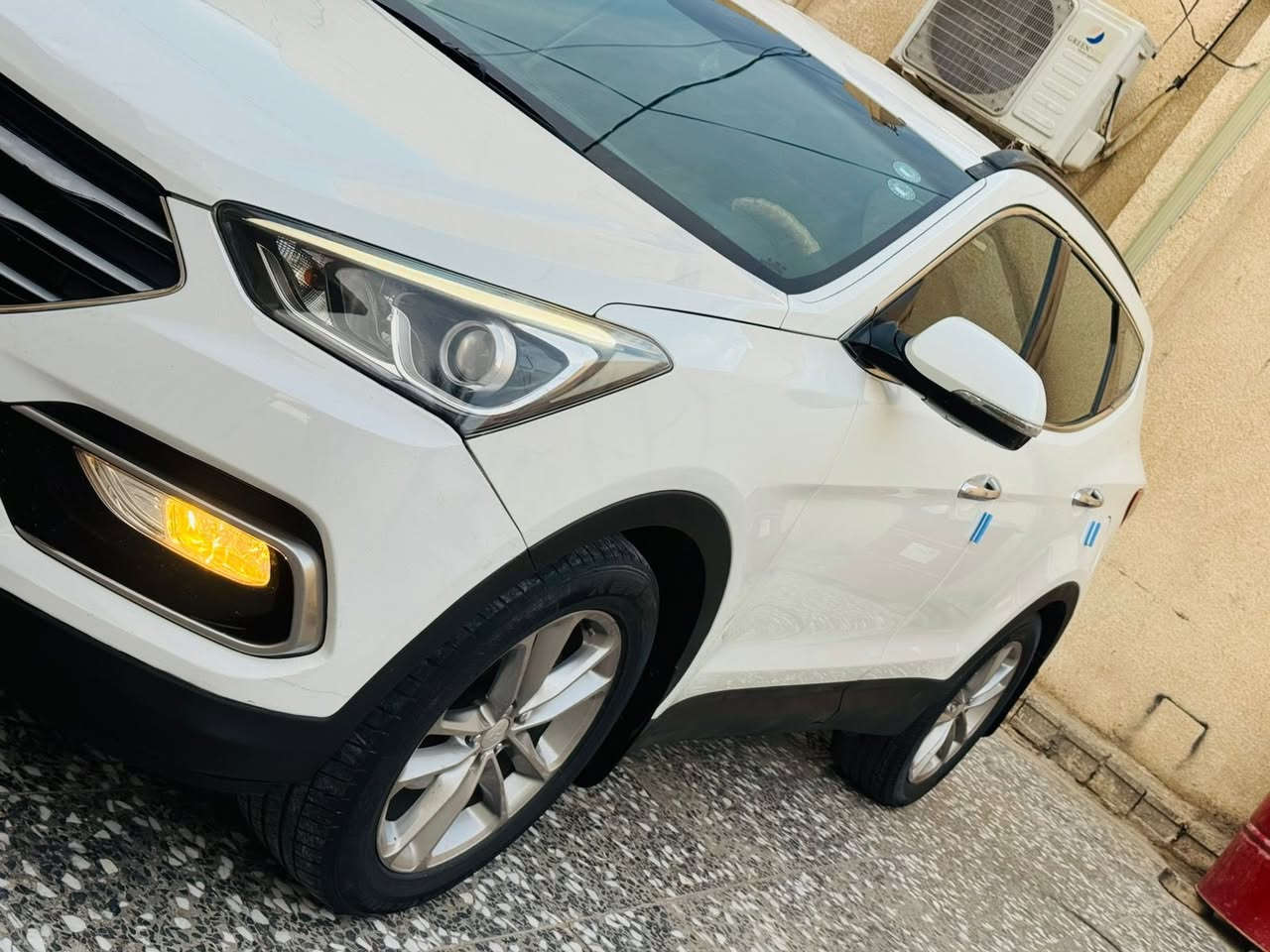 سلام عليكم
سنتافي مديل 16 خليجي رقم أربيل الجديد الدولي 
محرك 6 سلندر مكفوله من الضربه و الصبغ و التبديل 
السياره 7 راكب داخل بيجي 
مكان السياره النجف الرقم ***********
السعر 173 و بيه مجال فقط بيع اعتذر عن المراوس
