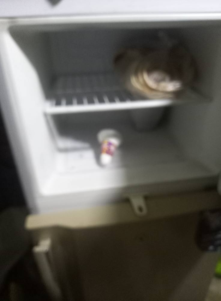 للبيع ثلاجة ارتفاعه متر ونص مداخلة تصليح
العنوان بغداد  السعر١٥٠الف


**إذا كنت صاحب هذا الإعلان وتريد حذفه لأي سبب، رجاءا أرسل رسالة إلى الدعم الفني**