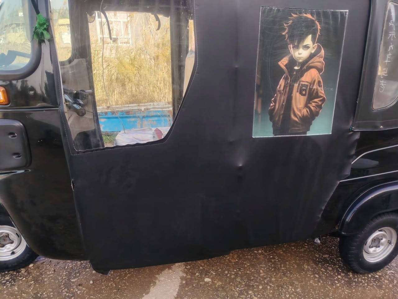 السلام عليكم تكتك للبيع موديل ٢٣ كفاله عامه اوراق المرتظئ احولك وصل يم صادق وخالد السعر ٩و٥٠٠ مكاني الهاشميه الشراي يجي خاص ويتدلل رقم ***********
