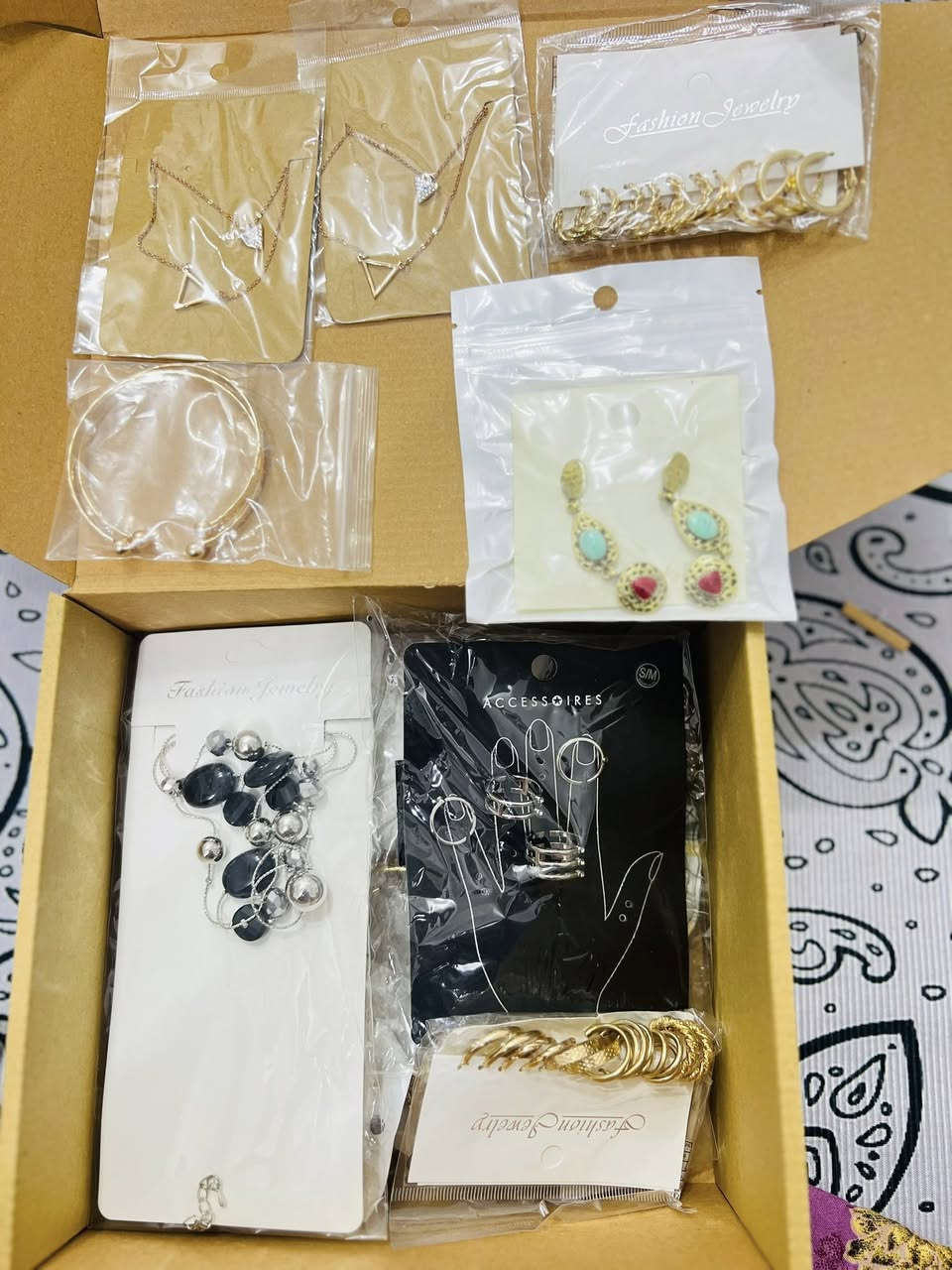 بوكسين اكسسوارات شي ان
واحد بي 45 قطعه واحد بي 40 قطعه
كلهن ب25 وتوصيل مجاني لاول تم


**إذا كنت صاحب هذا الإعلان وتريد حذفه لأي سبب، رجاءا أرسل رسالة إلى الدعم الفني**