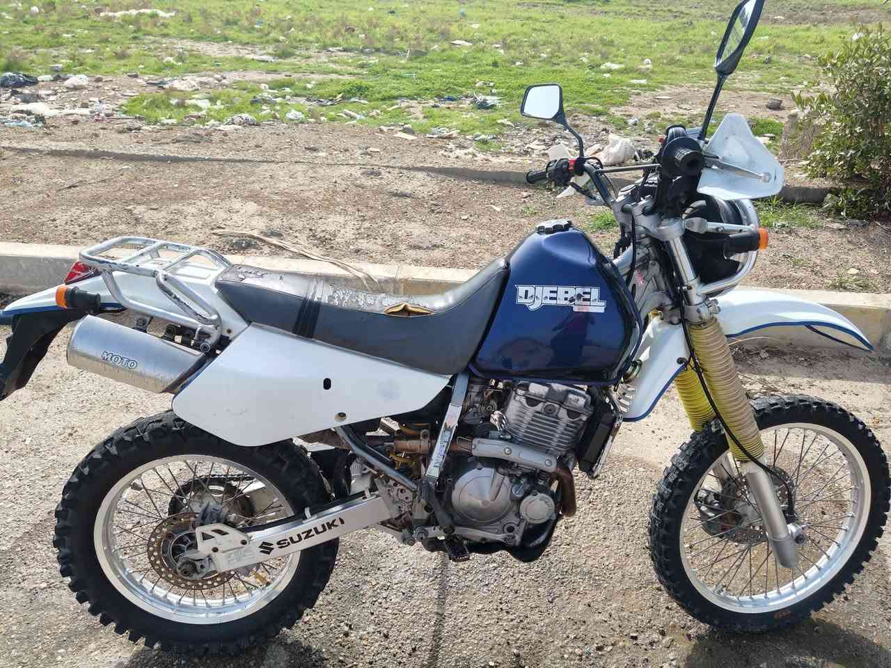 دراجه ياباني تجبل حجم 250 السعر 15 وبيها مجال *********** ميسان علي الغربي
