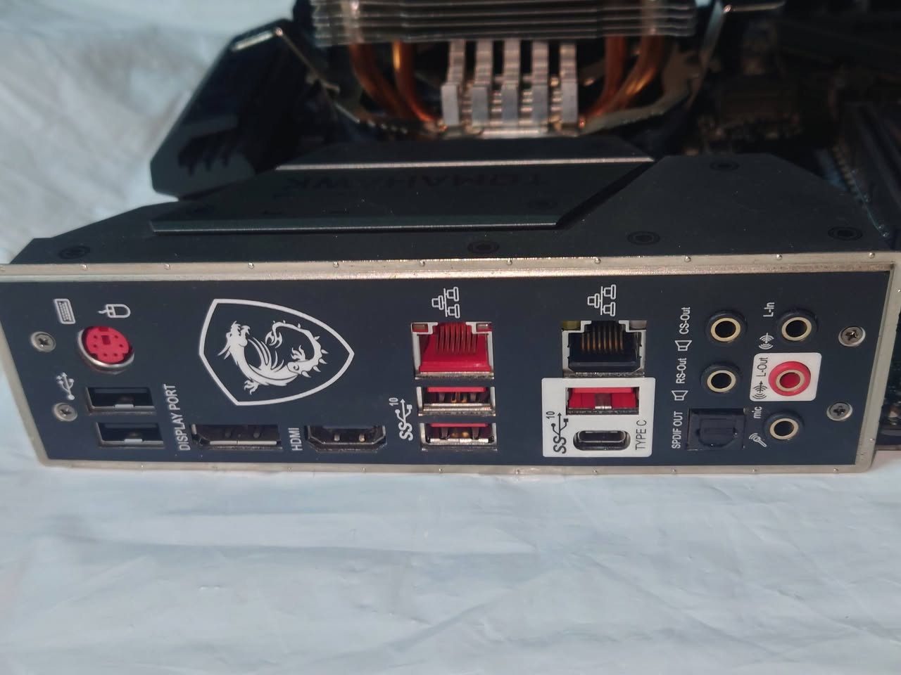 منصة أنتل ( معالج + مذربورد + مبرد غازي)
I5-9600k 3.7ghz 6 core
MAG Z390 TOMAHAWK
مبرد غازي
القطع نظيفة كما موضحة بالصور
ضمان على كل القطع .
السعر 200 الف


**إذا كنت صاحب هذا الإعلان وتريد حذفه لأي سبب، رجاءا أرسل رسالة إلى الدعم الفني**