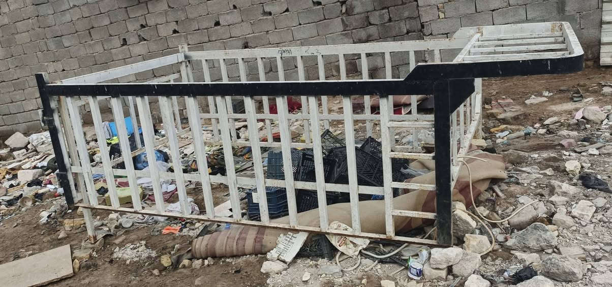 سلام عليكم محجر البيع مكان بصره سعر 350 التواصل ***********
