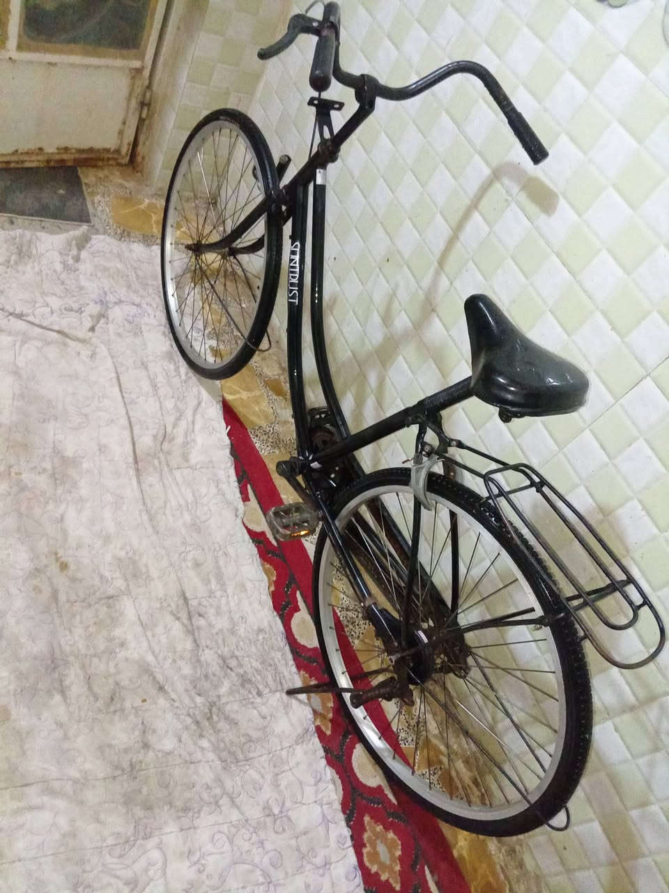 سلام عليكم. للبيع. فول نضافه مابيه اي شي. غراضه كاملات جاملغات وره وكدام ونضيفات. والباسكل  نضييف  تقريبا 95٪ نضافه اللشه والتاير والويلات دسك 90.  السعر. 95   الاستفسار مراسله الصفحه   اهلا وسهلا


**إذا كنت صاحب هذا الإعلان وتريد حذفه لأي سبب، رجاءا أرسل رسالة إلى الدعم الفني**