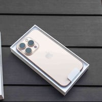 آيفون ١٦ برو ماكس • ٢٥٦ • بطارية ٩٦