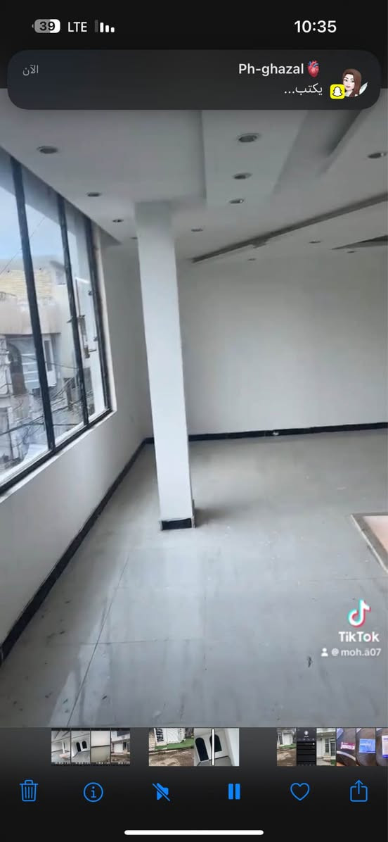 بيت كبير يقع في الكاضمية شارع النواب مجاور طرشي الزهراء كان مؤجر مجمع طبي يصلح مجمع طبي او اي مركز تجاري ويصلح اني يكون سكني  يحتوي على 
صالة كبيرة 8* 3 
ثلاث غرف كبيرة في الطابق الارضي 
حمام كبير 3*3 
خمس غرف كبيرة في الطابق الثاني 
صالة 3*8 
حمام 3*3 
البيت جديد ما مسكون كامل مطبخ سبالت غرف نوم ديكورات جاهز للسكن ممكن يؤجر سكني او تجاري للاستفسار الاتصال على الرقم ***********
