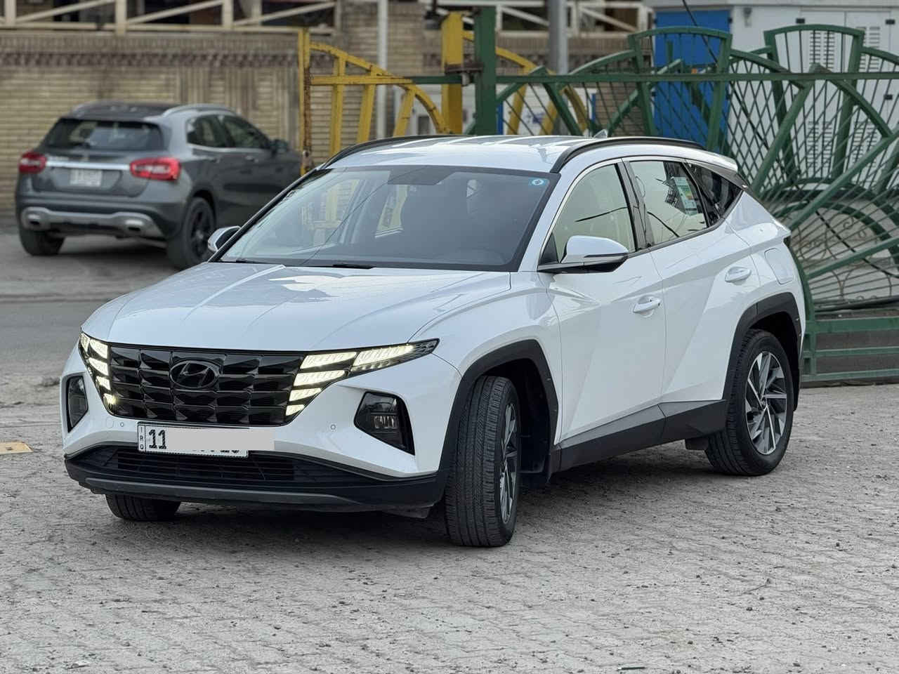 السلام عليكم
توسان ٢٠٢٣ خليجي 

بيها بلباب بارد 

ماشيه ٥٥ الف 

مواصفات 

بصمه 

شاشه 

تحكمات 

مري شفط 

كشنات كهرباء مخمل 

السعر ١٩٨ 

العنوان زيونه 

***********
