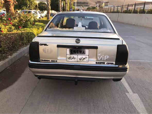 أوميكا أوتوماتيك  ، سعر ٣٢ ورقه ،رقم دهوك جديد ،مكينه جار بستنه كه له ك أقتصاديه بو بانزينى تلفون ( *********** ) 
للبيع أوميكا أوتوماتيك ،السعر ٣٢ ورقه ،رقم دهوك جديد ، حجم أربع بستن أقتصادية للبانزين ، مكاني دهوك ، تلفون ( *********** ) دهوك
