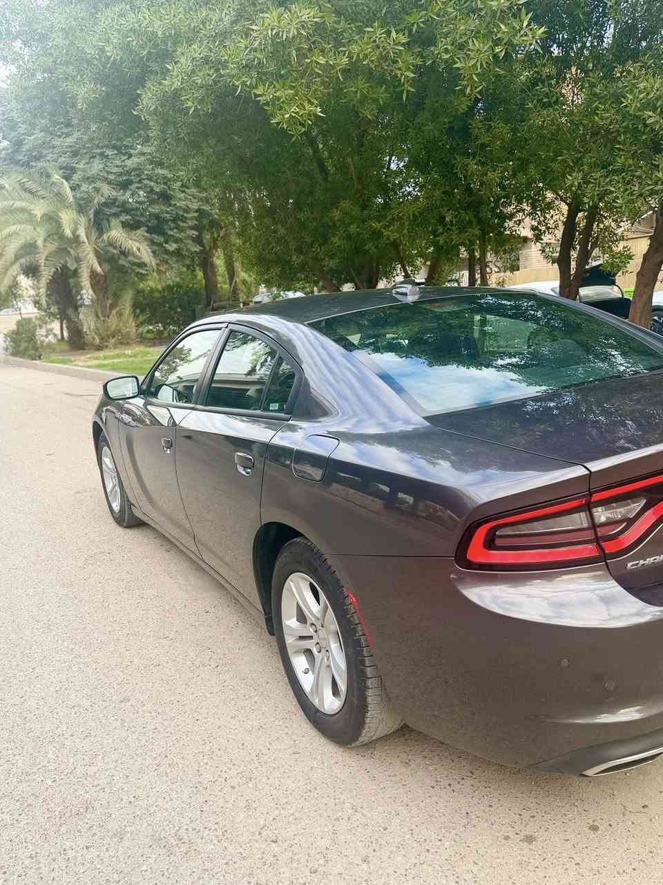 ⸻
السلام عليكم وينه الي يدور الكلين تايتل ✅

دودج جارجر 2023 – Last Call
فئة SXT دفع خلفي 
🚗 وارد كندي كلين تايتل
📊 ماشيه 46 ألف مايل حقيقي
✨ السيارة جديدة جدًا ما بيها نقص من اي شي 
شلعتها زيرو 

مواصفاتها sxt  معروفه 
شاشه كبيره 
سماعات alpine
تبريد قطعتين 
بصمه وتشغيل عن بعد
وباقي المواصفات المعروفه

السياره كلين مابيها حادث ولا غرق ولا سرقه مكفولة كفالة عامة مطلقة
مرقمه باسمي رقم اربيل مع هزه وسنويه صادره جديده سنه ٢٠٢٥ 
تحويل ثاني يوم 
السعر ٢٨ الف وبيها مجال بسيط 
***********
