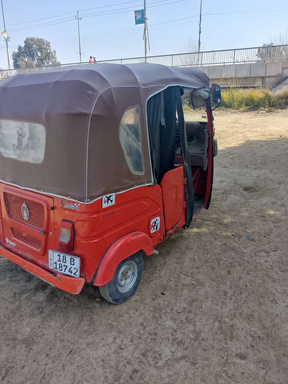 21 شهر رقم وسنويه انكليزي تكتك حلوه وجديده  السعر 7 وبيها مجال  مكاني بابل،،رقمي ***********
