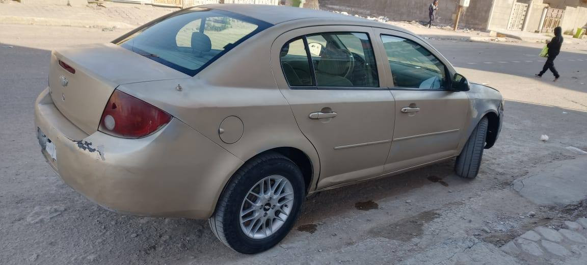 للبيع سيارة كوبلت موديل 2005 رقم بغداد صدامي عليه غرامه مليون وره المشتري 
مكينه وكير 2200 مكان بغداد المحموديه 
‏‪0777 206 7921‬‏ سعر 27 وبيه مجال بغداد, العراق
