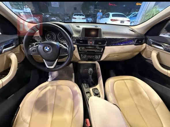 بي ام x1 خليجي مكفوله شركة العروش
2017 
20i
محرك 2000 تيربو B48
ماشيه 65 الف ميل
صفر مسج 
نظيفة كلش 
بيها بارد فقط
مكفوله من الحادث والضرر
السعر 172 وبيها مجال 
***********
