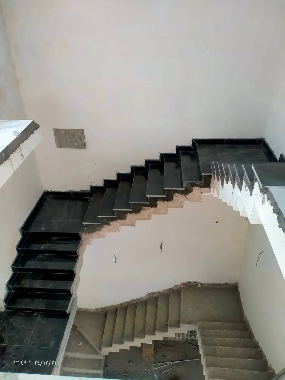 أنا خلفه سرميك وبرسلين مرمر بآيات شغل درجه اولى مصري موجود في بغداد فقط ***********
