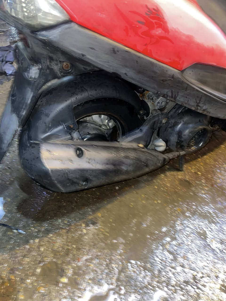 سلام عليكم شباب دراجه ماكس عدله بلاديه وناعمه سلف عندر كله شغال كهرباياتهة كله شغال بكاني بغداد ام الكبر وهاذه رقم ***********
