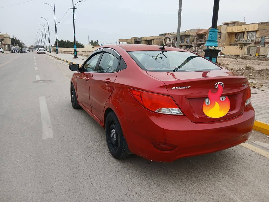 السلام عليكم اكسنت موديل ٢٠١٧ محرك كير مكفول وارد امريكي معروضه ٨٠ وترهم مراوس وهاذه رقم ***********
