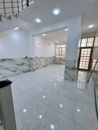 اللهم صلي على محمد وآل محمد بيوت ثنين كل بيت 100مترطابق واحد اللبيع في...