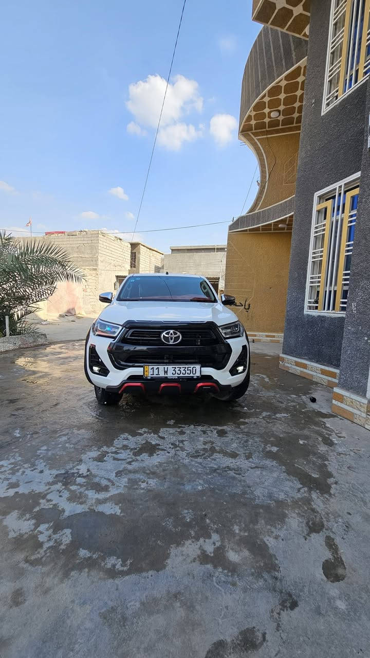 سلام عليكم 
تيوتا هايلوكس 
2023 ست سلندر / 
فول مواصفات 
دبل سنتر لوك 
تبريد قطعتين 
حساس امامي خلفي 
شاشه كبيره 
كشنات تبريد 
نضام ايكو قتصادي 
مري شفط 
سياره نظيفه كلش 
سبير منازل 
تايرات جدد 
رقم بغداد 
ماشيه ٧١ الف 
تحويل ثاني يوم 
مكاني كربلاء 
السعر ٣٥٠ وبيها مجال 
الاستفسار 
***********
