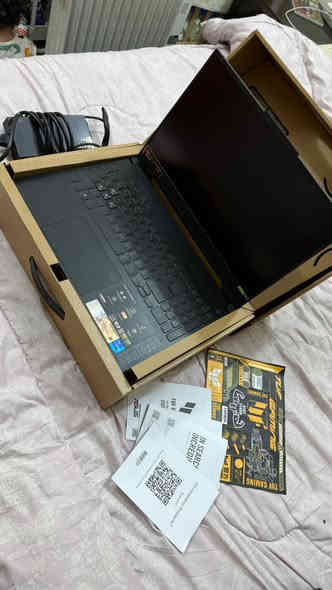 ابتوب اسوز مال العاب
مواصفات
ci7 جيل 13
كارت شاشة RTX 4060 8gb
رامات 2x16 يعني 32gb
هارد 1تيرا
لابتوب اخو الجديد اوبن بوكس صارلها اقل شهرين من اخذتها كارتونه وغراض كاملة 
ويندوز اصلي مع الكود مالته 
منزل عليها حياة واقعية الي يريد يفحص يجي يكعد يفتح لعبة ويلعب يوم كامل لحد ما يشبع 
السعر 1200 مليون وميتين 
التواصل واتساب ***********
او خاص ماسنجر 
(ملاحظة في حال تريد توصيل تخابرني واتساب افتحلك كامرا وتفحص عالكامرا وتحول جزء من المبلغ واداها الك وبالاساس ماعندي توصيل حتى لا يصير مخاجل)
العنوان كربلاء حي الحسين شارع المصلحة
