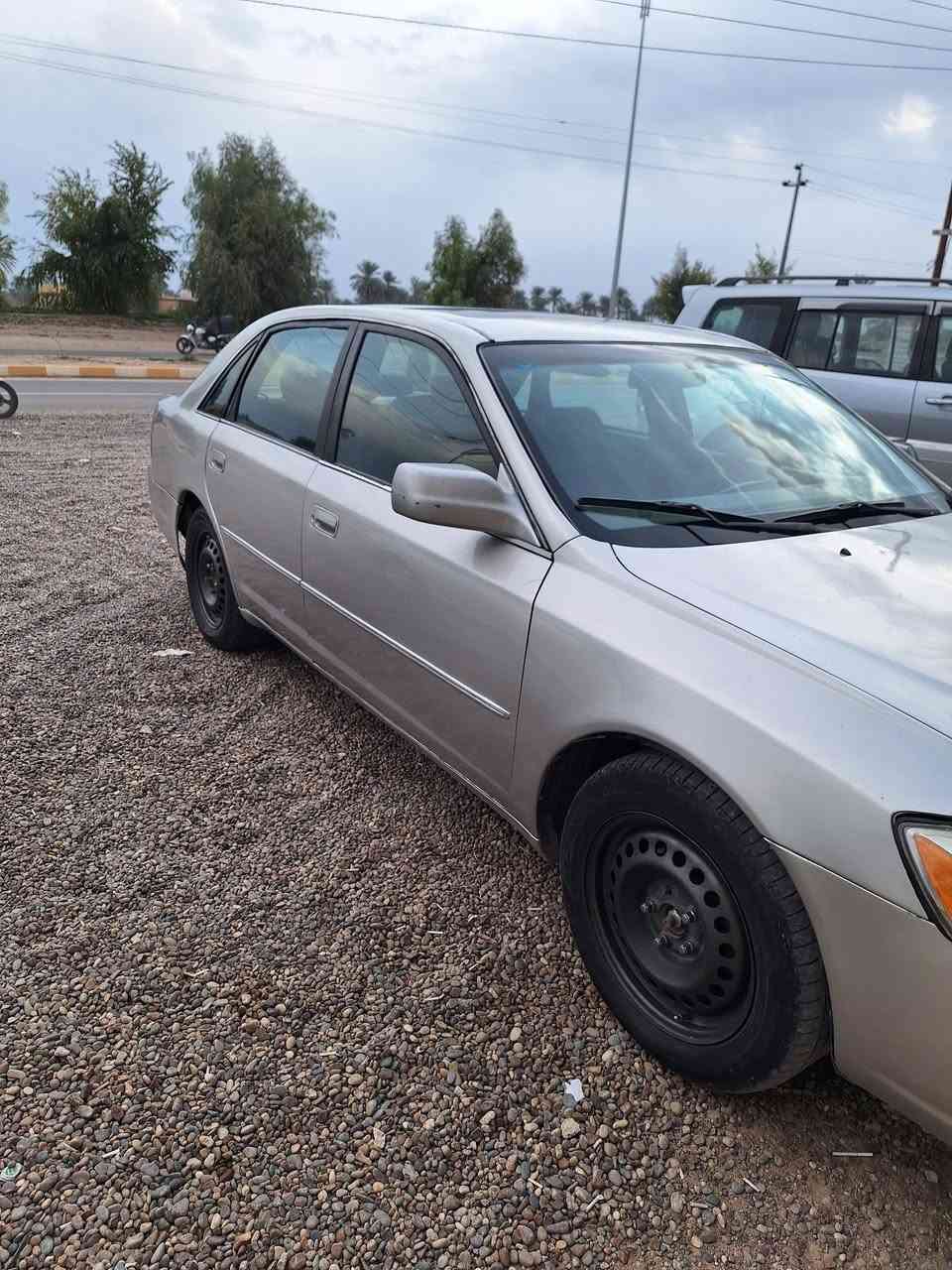 السلام عليكم
تويوتا افلون موديل 2000 
امريكي مصبوغة عام
رقم بغداد انكليزي 
السعر ٧٠ وبيها مجال 
للاستفسار الاتصال على هذا الرقم 
***********
غير متواجد على الفيس
