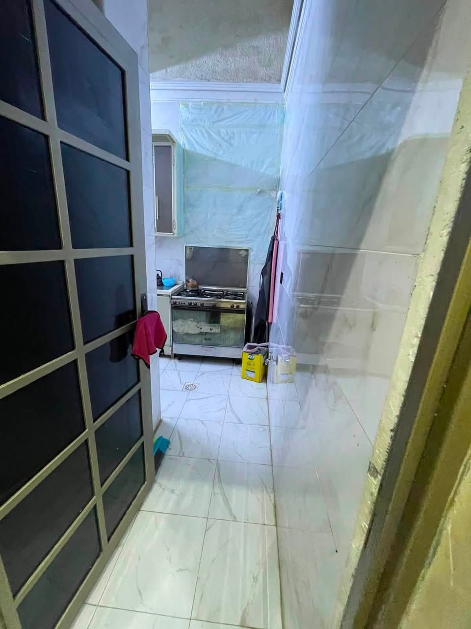 بيت للبيع جديد شغل درجه اولى وجه ٦٤٠ نزال ٢٢العنوان شارع الاسواق المركزية مقابل معارض نصيف ***********
